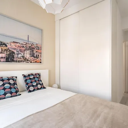 Akicity Ajuda Curl Apartman *