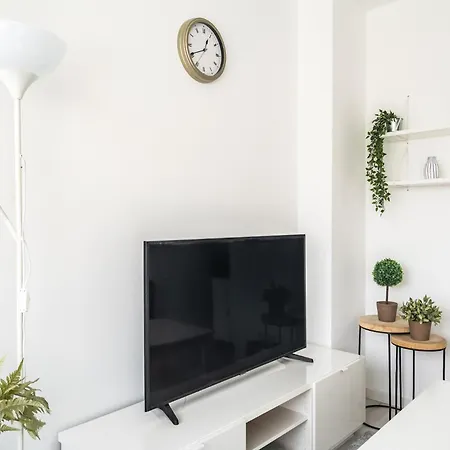 Apartment Akicity Ajuda Curl Lissabon